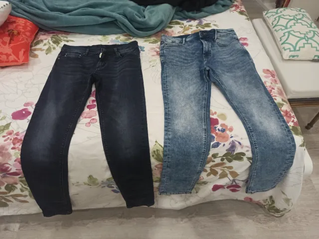 2 Pantalones Vaqueros (Negro y Azul)