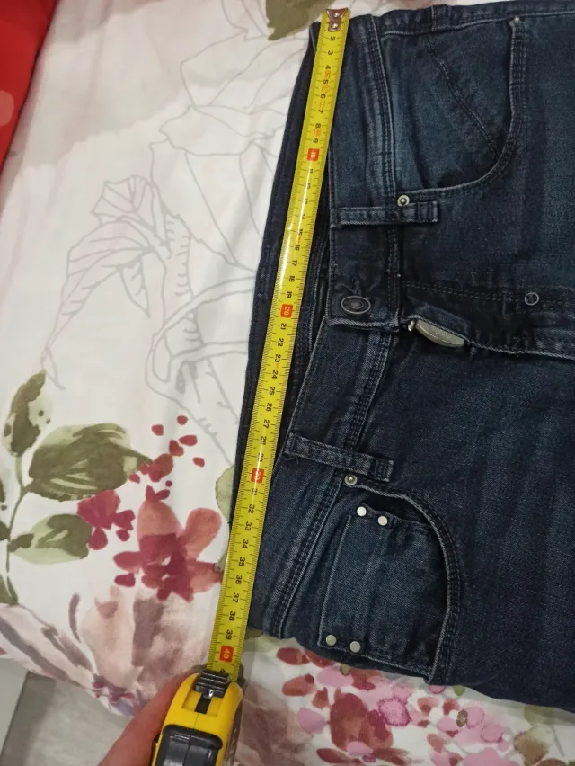 2 Pantalones Vaqueros (Negro y Azul)