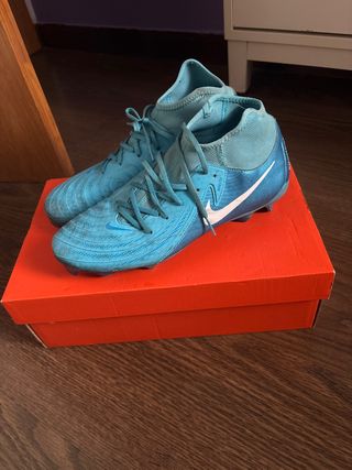 Botas de fútbol Nike azules