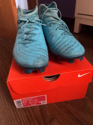Botas de fútbol Nike azules