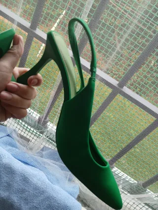 Scarpe con tacco verde