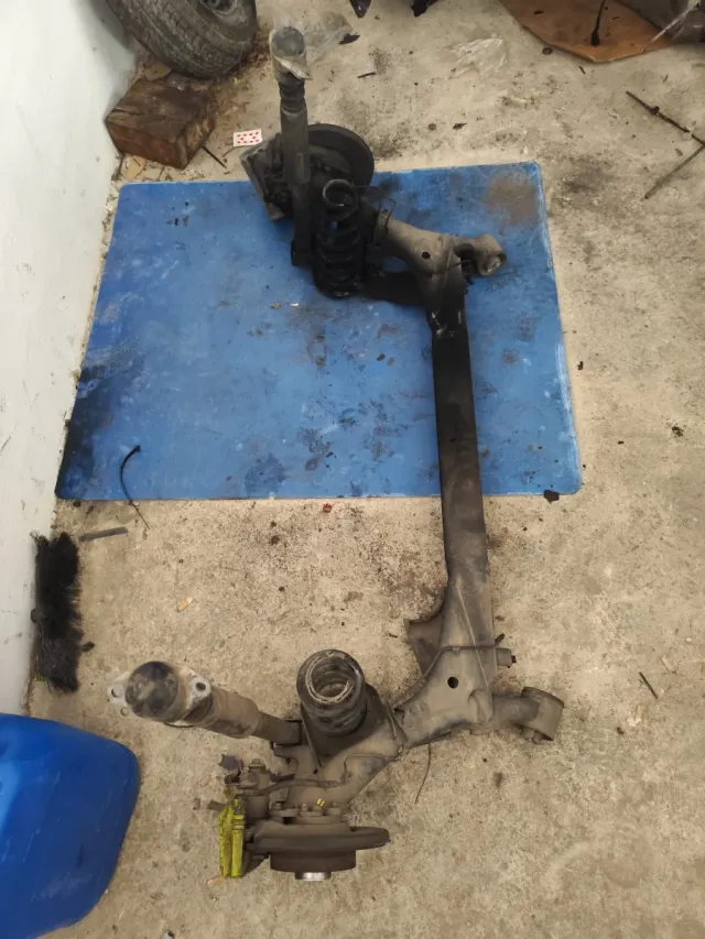 Puente trasero León FR MK1