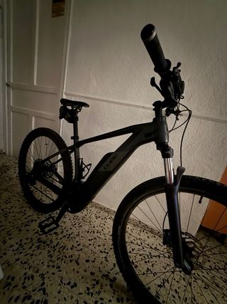 Bicicletta elettrica Cube