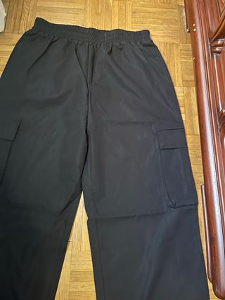 Pantalones cargo anchos 