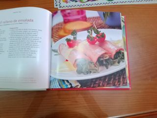 Variado de libros de cocina