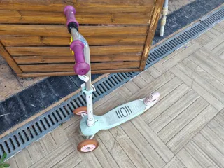 Bicicleta de equilibrio rosa Banwood