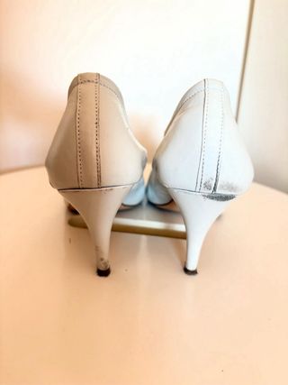 Zapatos Zara Basic Piel Blancos Talla 38