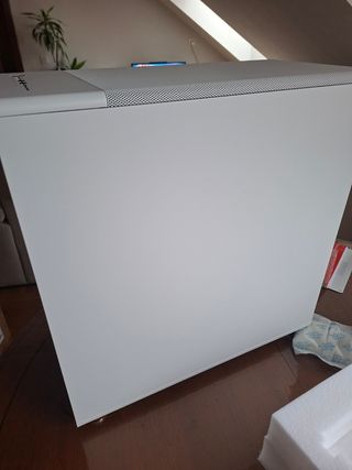 Torre Fractal Design North XL Blanca 
Caja PC