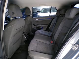Volkswagen Golf Life 2.0TDI 115cv DSG 2022
