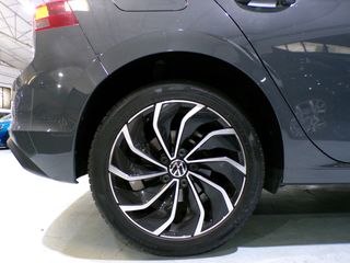 Volkswagen Golf Life 2.0TDI 115cv DSG 2022