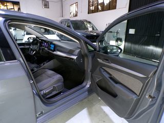 Volkswagen Golf Life 2.0TDI 115cv DSG 2022