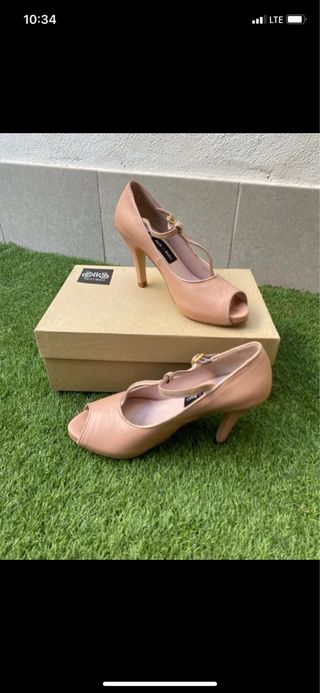Zapatos tacón beige 36.5