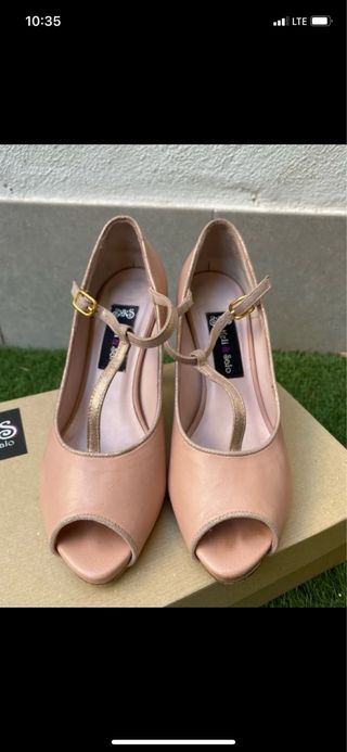 Zapatos tacón beige 36.5