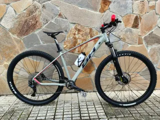 BICICLETA BH SPIKE 29 SHIMANO DEORE NUEVA OFERTA