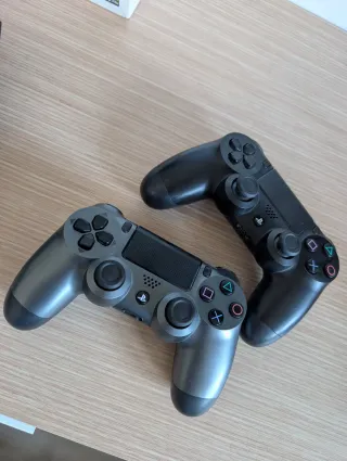 PS4 (PlayStation 4) Negra 500GB