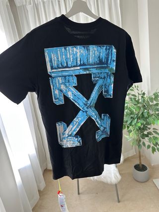Off-White Camiseta Negra Logo Flecha Azul