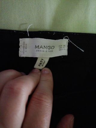 Pantalón skinny negro Mango Talla 38