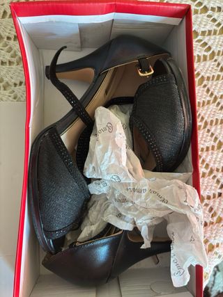 Zapatos de fiesta negros para mujer