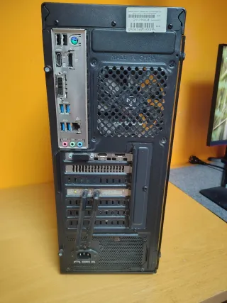 PC Gaming Nfortec Negro con RGB