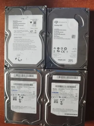 4 Discos Duros SATA 1TB (Samsung, Seagate)