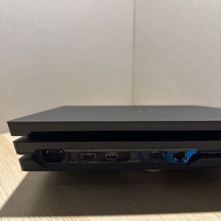 PlayStation 4 Pro 1TB + accesorios
