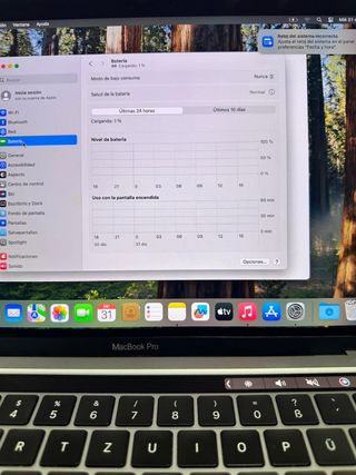 MacBook Pro 2020 256GB 8GB RAM Touch Bar