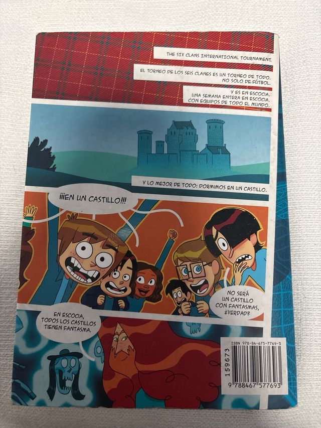 Los Futbolísimos 6: El misterio del castillo em...