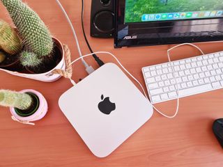 Apple Mac Mini i5 2014 RAM 8Gb Ssd 128 Gb Nvme