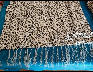 Sciarpa Stola maculata ampia