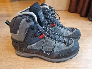 Botas Montaña Forclaz Mujer Impermeables