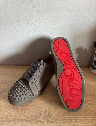 Zapatos Christian Louboutin Grises