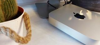 Mac Mini Apple 2012 i5 16Gb SSD 1 Tb Ordenador