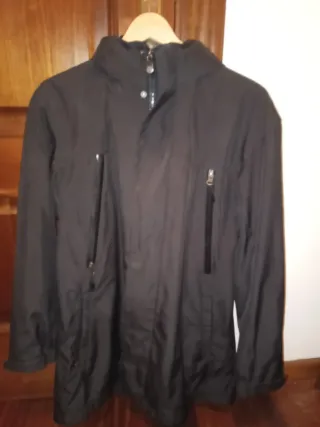 Chubasquero Armani Negro