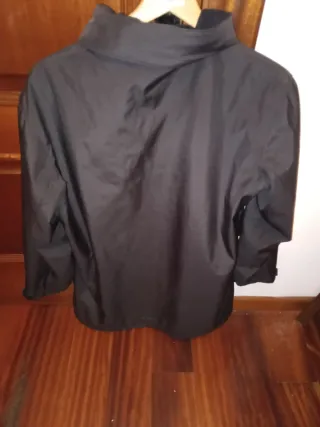 Chubasquero Armani Negro