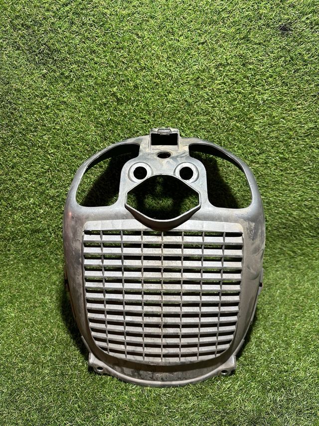 Guardabarros delantero Piaggio X8