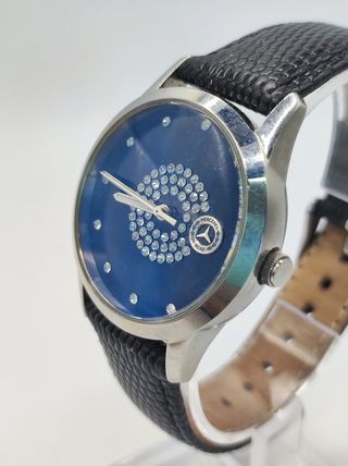Reloj Mercedes-Benz Negro y Plateado