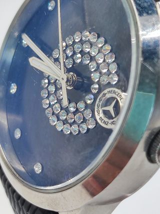 Reloj Mercedes-Benz Negro y Plateado