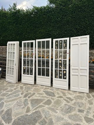Puertas antiguas de madera  195€ unidad