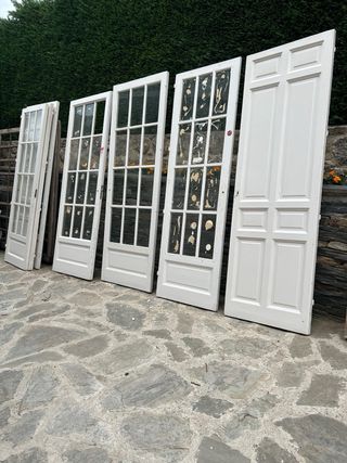 Puertas antiguas de madera  195€ unidad