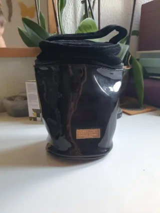 Neceser Carolina Herrera Negro