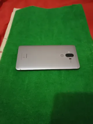 Huawei Mate 9 Argento