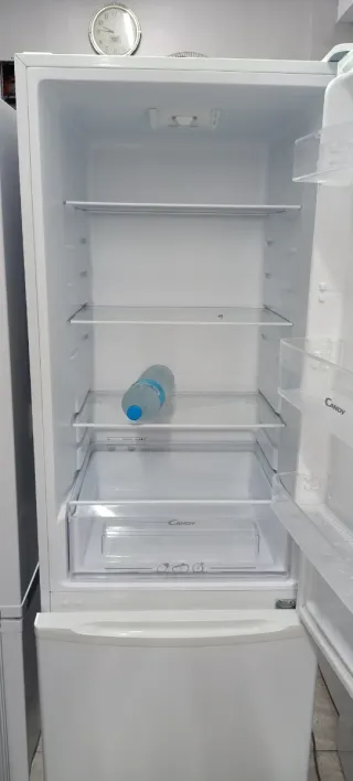 Nevera Combi Blanca Candy
NO FROST ENERGÍA A+