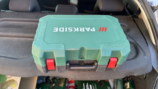 Lijadora eléctrica Parkside con batería nuevo