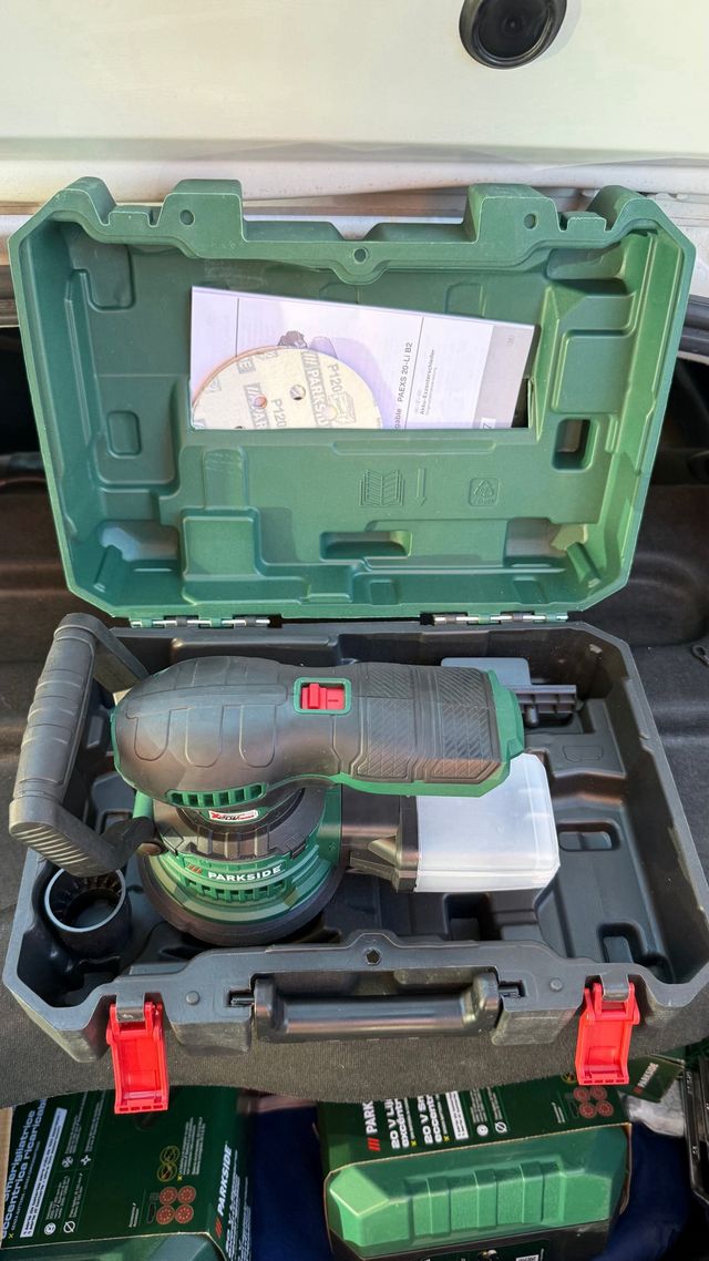 Lijadora eléctrica Parkside con batería nuevo