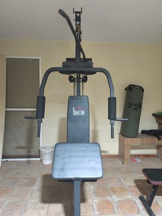Máquina de gimnasio multifunción