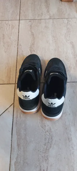 Adidas SL 72 Zapatillas Negras y Blancas