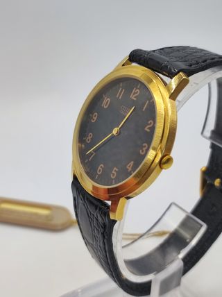 Reloj Citizen Vintage Dorado y Negro