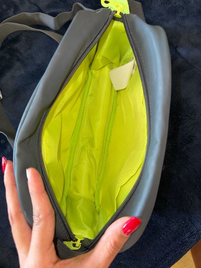 Bandolera Adidas Gris y Verde