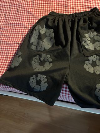 Pantalón de chándal negro con diseño