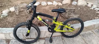 Bicicleta infantil con suspensión